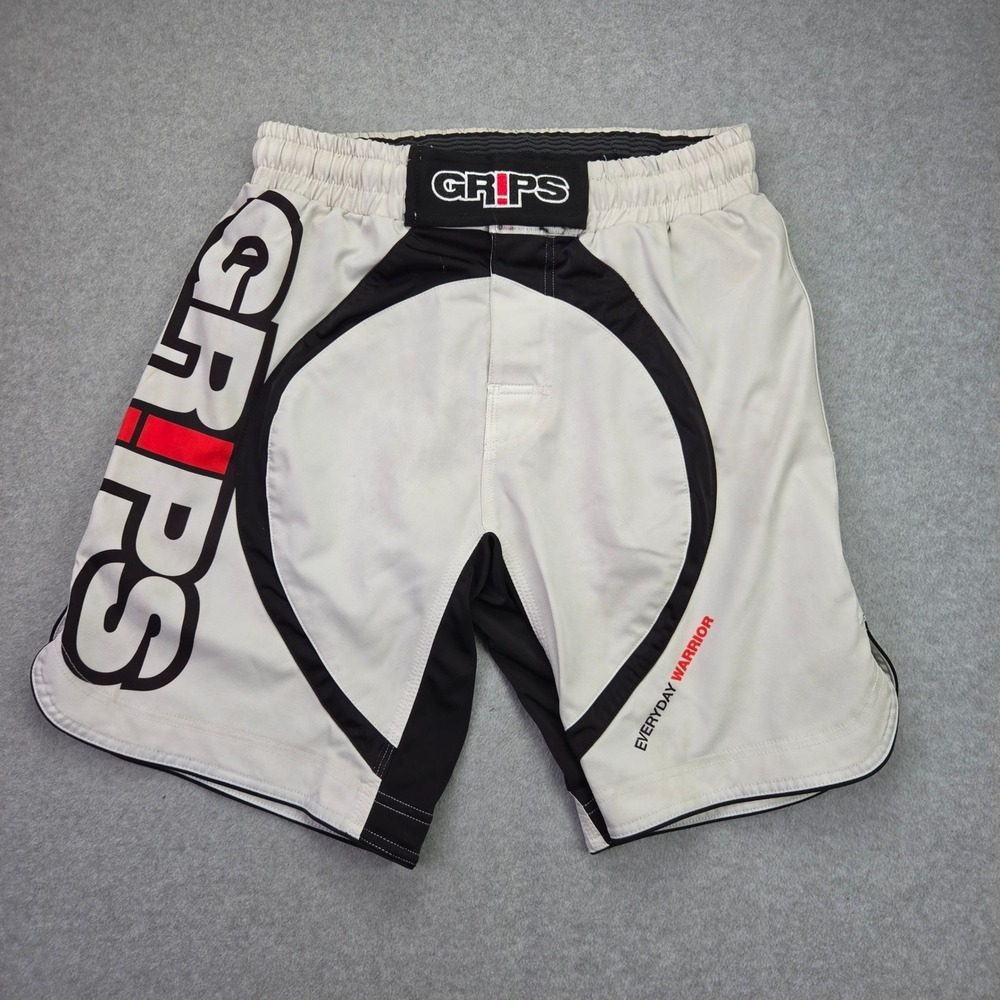 GRIPS Shorts Mens Small White Miura‎ Evo MMA Fight Combat Martial Arts
